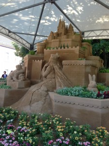 ハウステンボス　ガーデンニングワールドカップフラワーショー2013　砂像　砂の彫刻　砂の城　かえるの王様　茶圓勝彦